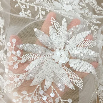 Luksuzna 3D Vezene kuglice Tkanine Visoke Mode Čipke po dvorištu, Vjenčanica, Vjenčanica Tila Tkivo bijele boje sa šljokicama