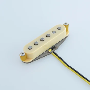 Звукосниматели s ručno graviranje '57/'62 SSS s jedne zavojnice Звукосниматели Stratocaster, Реверсивно dizajnirana za gitare Stratocaster